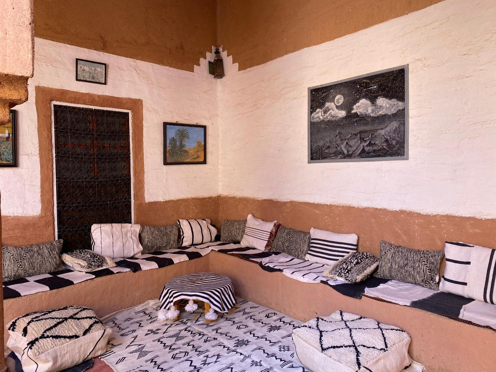 Riad Nkob 외부 사진